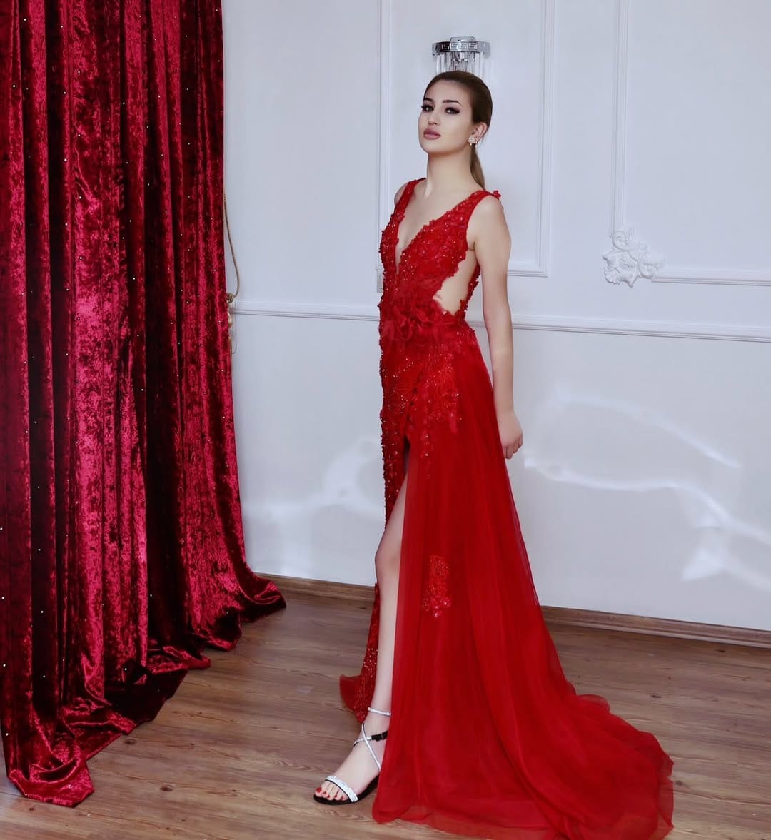 Post 6 by Elif Gedikoglu-Haute Couture on Instagram (image)