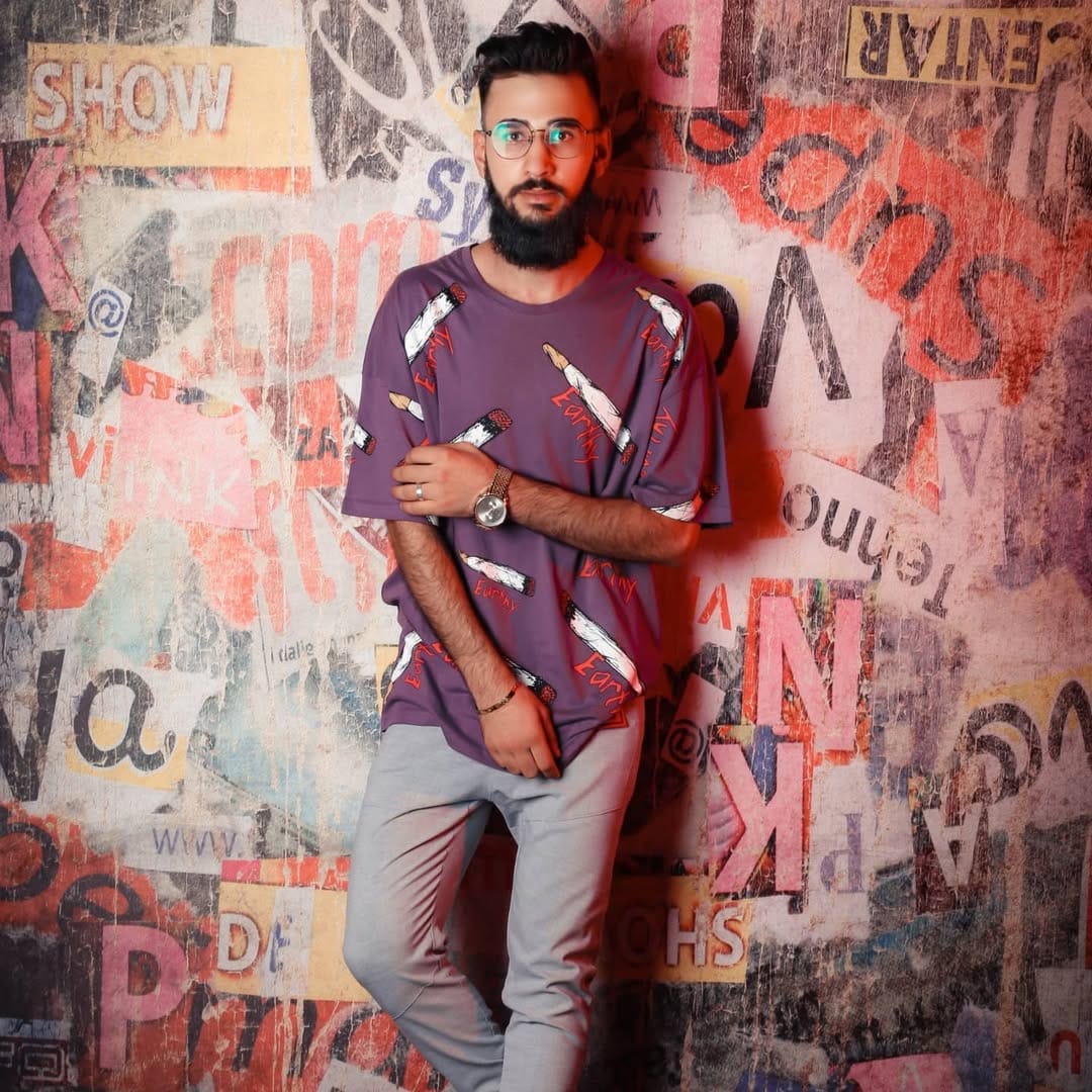 Post 9 by pk_nour on Instagram (carousel)