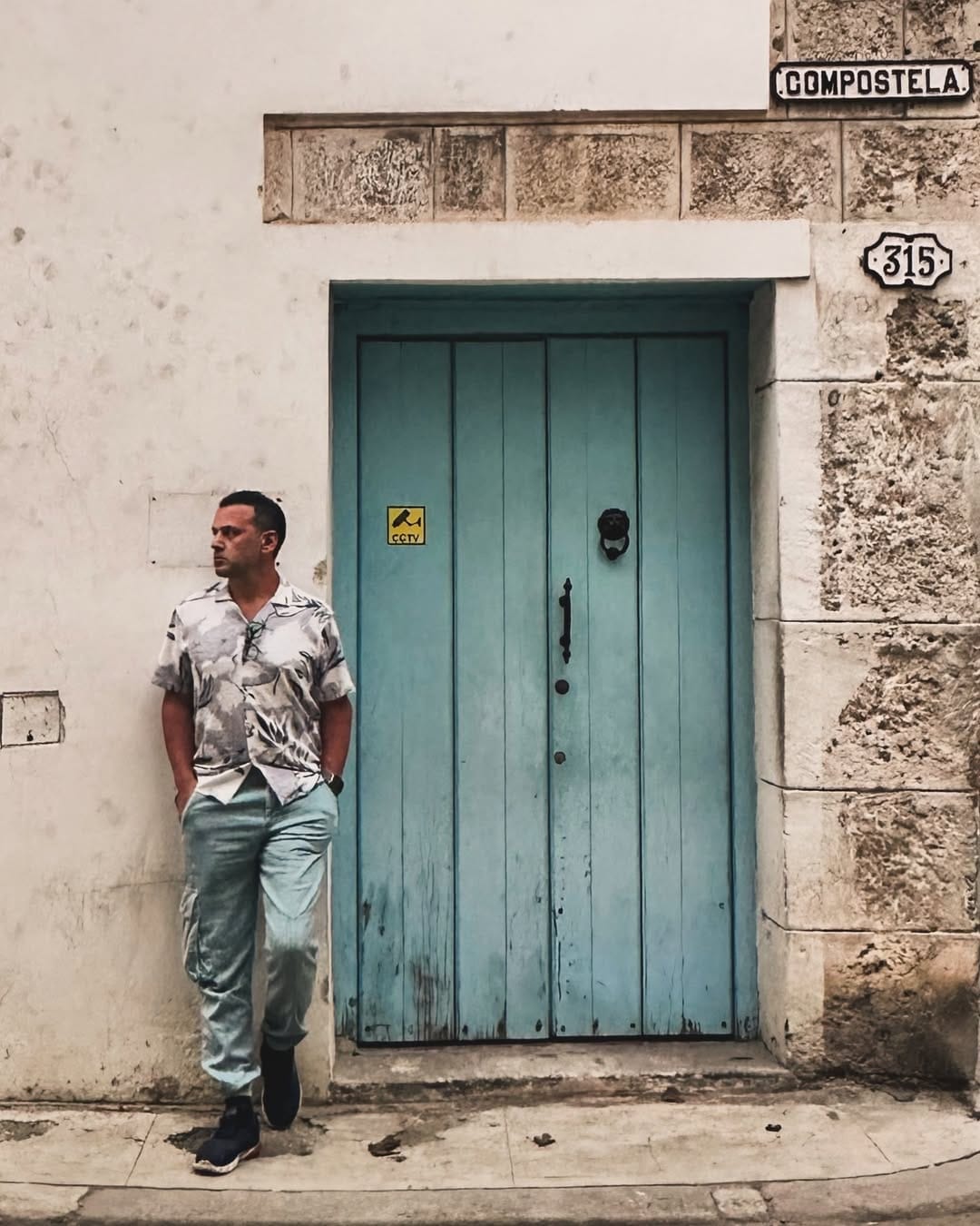 Post 10 by Emrah Yalcinalp on Instagram (image)