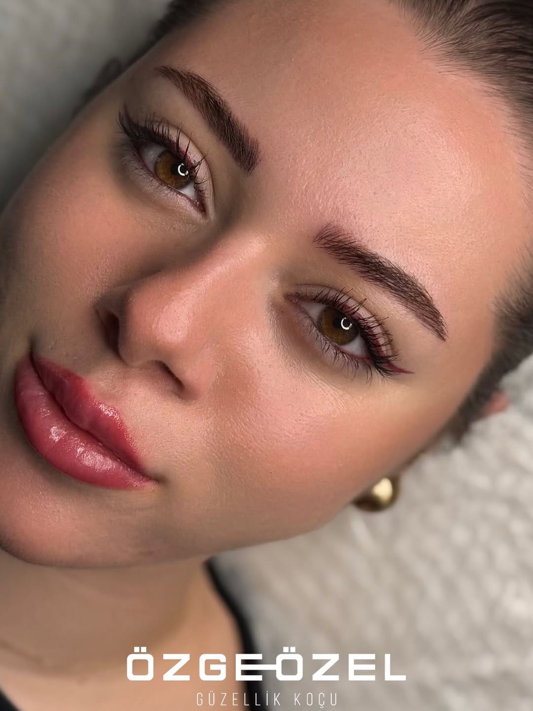 Post 9 by Özge Özel Beauty on Instagram (carousel)