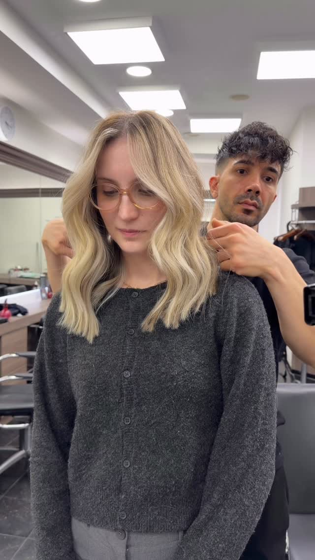 Post 3 by KIZIL on Instagram (video)