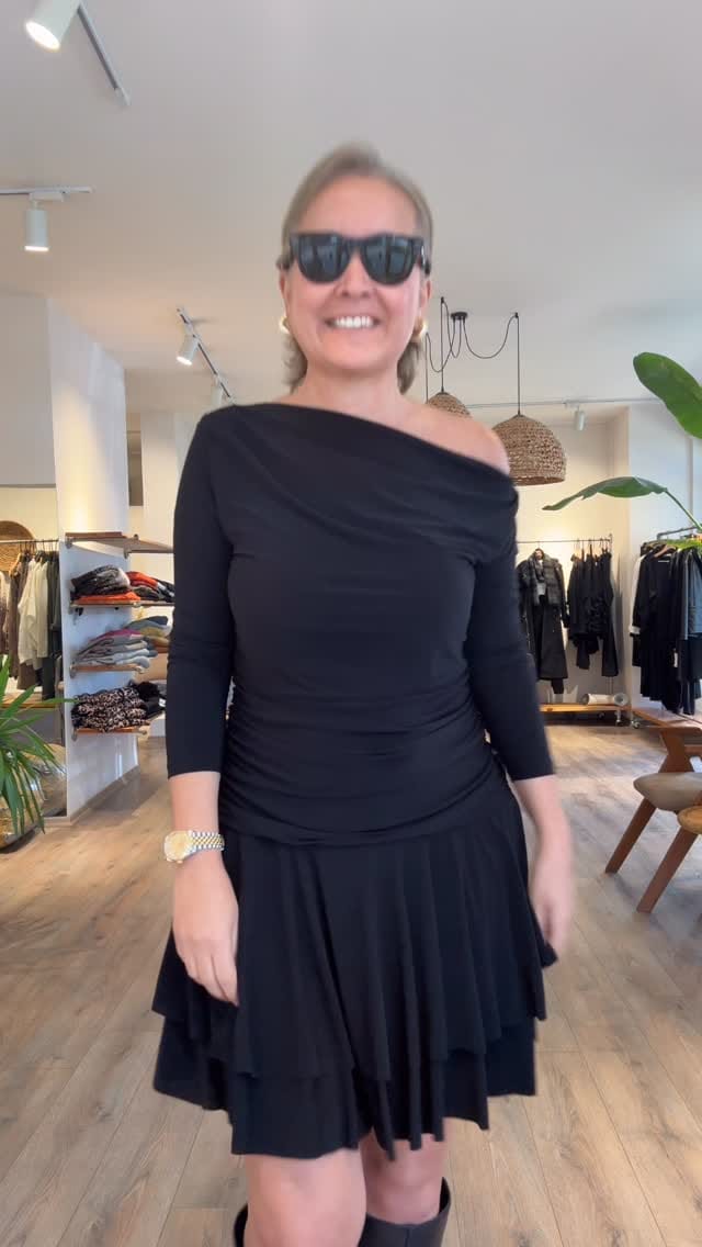 Post 8 by Brands Butik on Instagram (video)