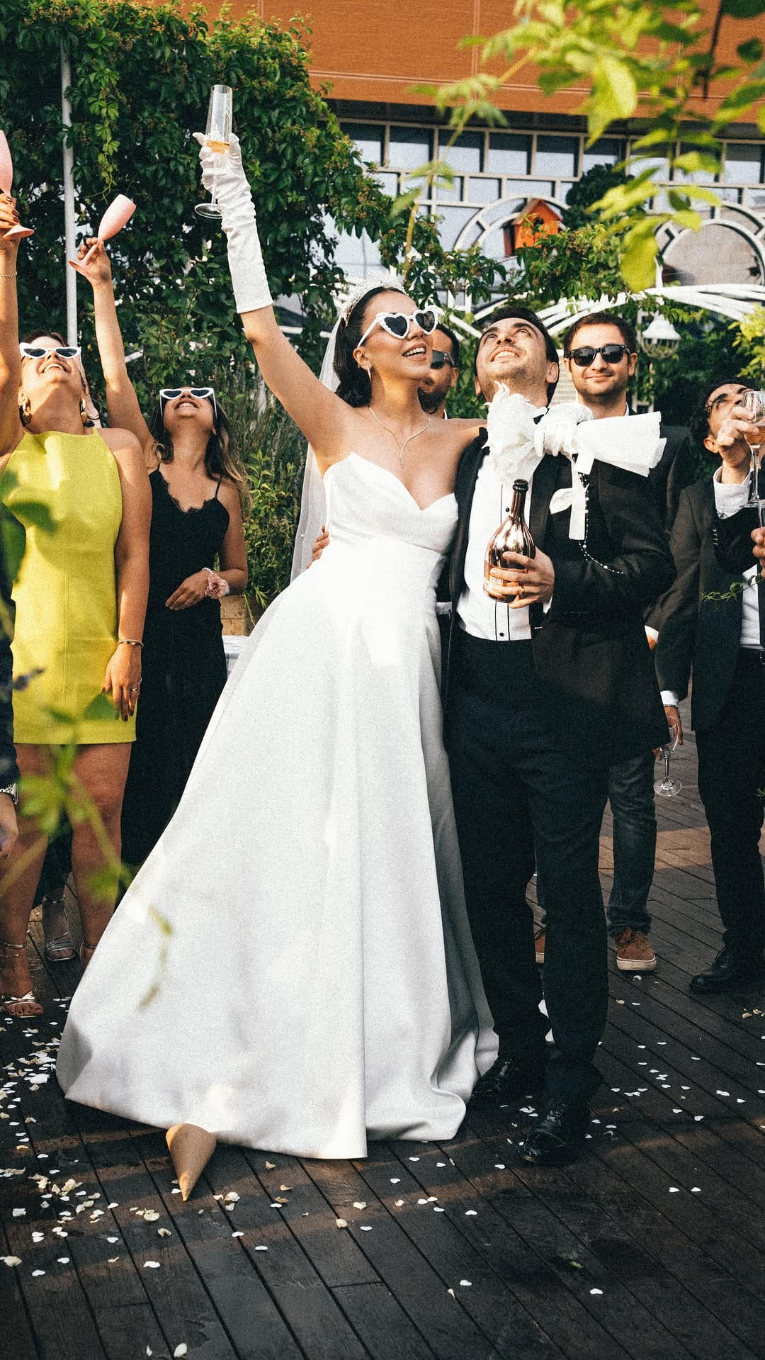 Post 9 by Brox Wedding on Instagram (video)