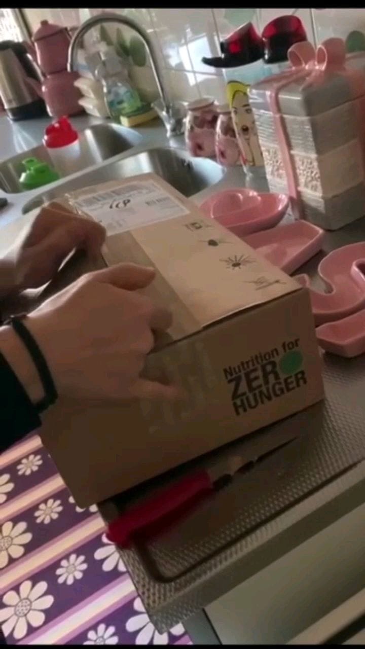 Post 1 by Herbalife coach Pervin on Instagram (video)