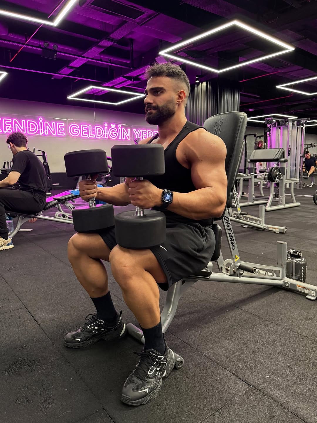 Post 2 by Özkan Bayrakdar on Instagram (carousel)