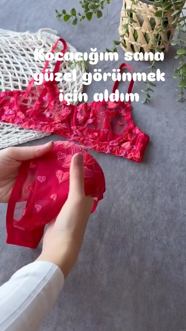 Post 10 by Trendhomewear on Instagram (video)