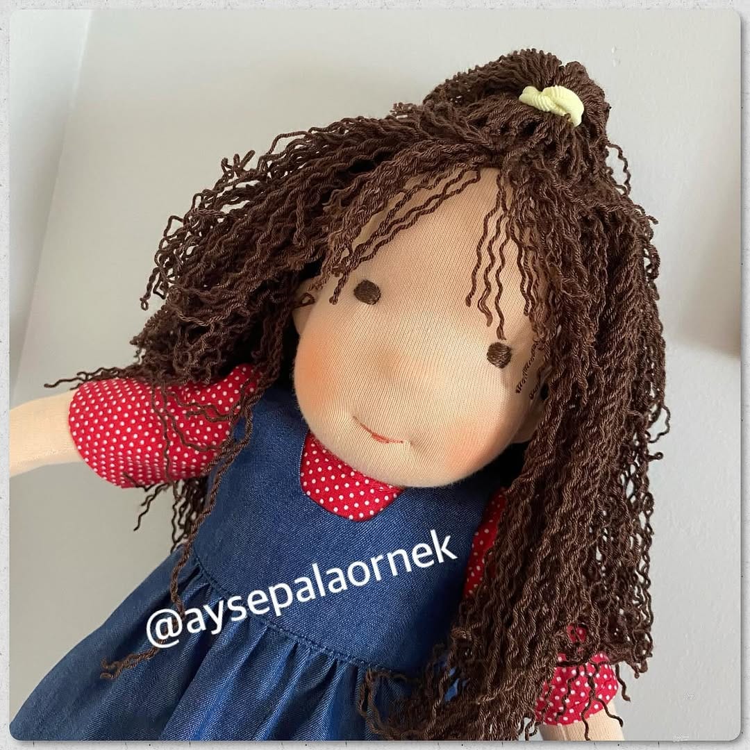 Post 2 by Ayşe Örnek on Instagram (image)