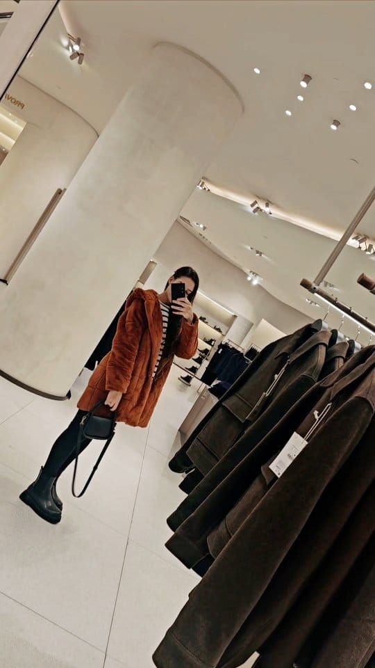Post 3 by LoubnaBacha-offi on Instagram (video)