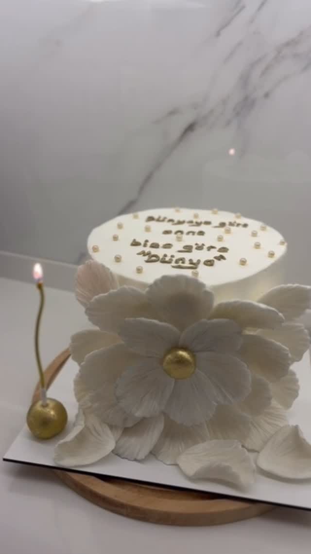 Post 3 by ELİF GÜLER on Instagram (video)