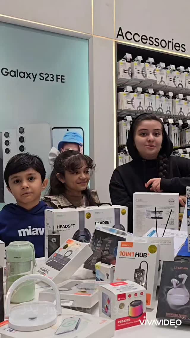 Post 1 by موبایل دائی | سامسونگ | آیفون on Instagram (video)