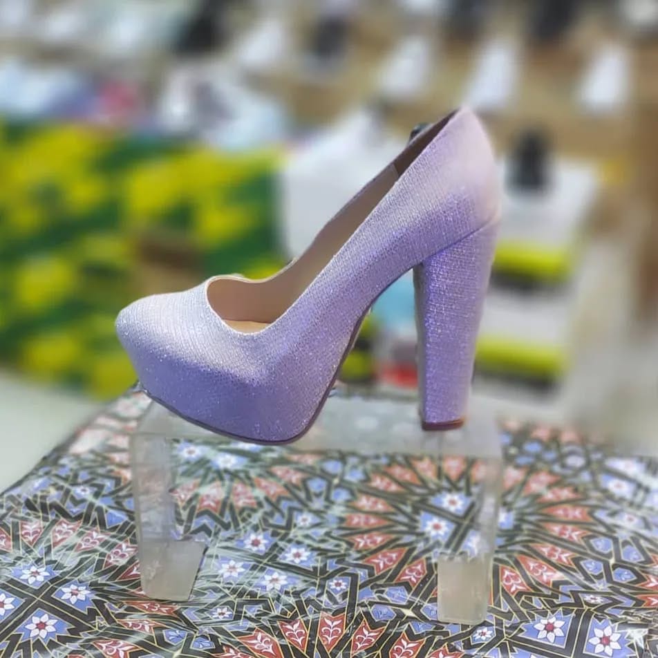 Post 5 by ceylan ayakabi on Instagram (image)