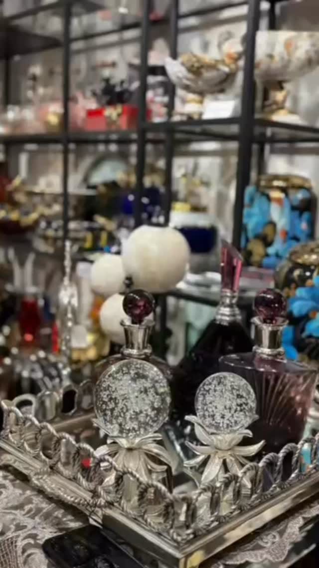 Post 7 by ZK Home Decor on Instagram (video)