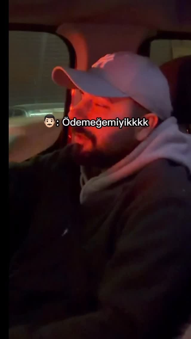Post 6 by Sezer Taşkıran on Instagram (video)