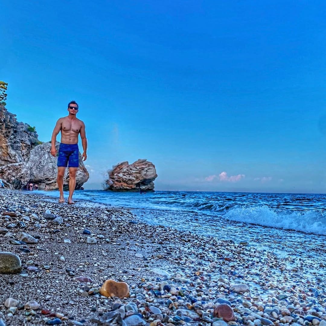 Post 10 by Alptekin on Instagram (image)
