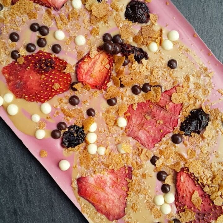 Post 8 by Ays Chocolate on Instagram (video)