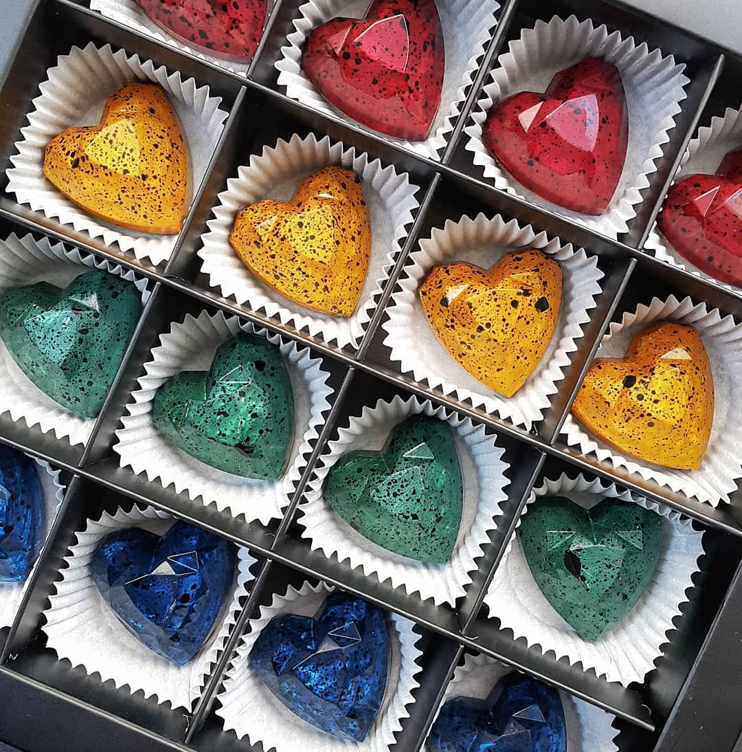 Post 10 by Ays Chocolate on Instagram (image)