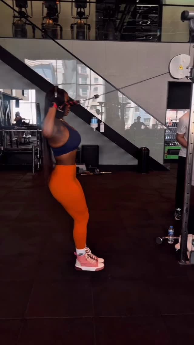 Post 4 by Confam_Diamond_101 on Instagram (video)