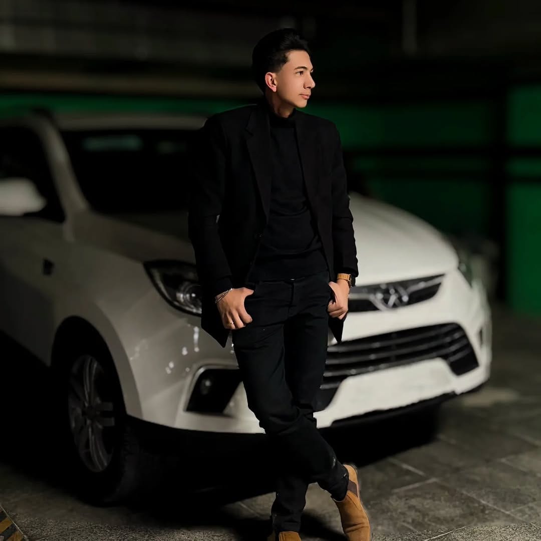 Post 3 by IㄚI𝑠𝑎𝒉𝑎𝑛𝑑 on Instagram (image)