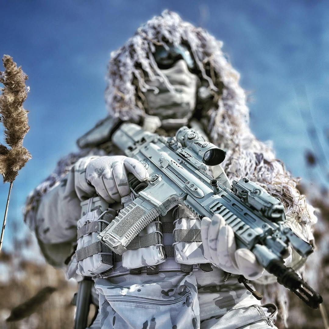 Post 10 by Sundust on Instagram (image)