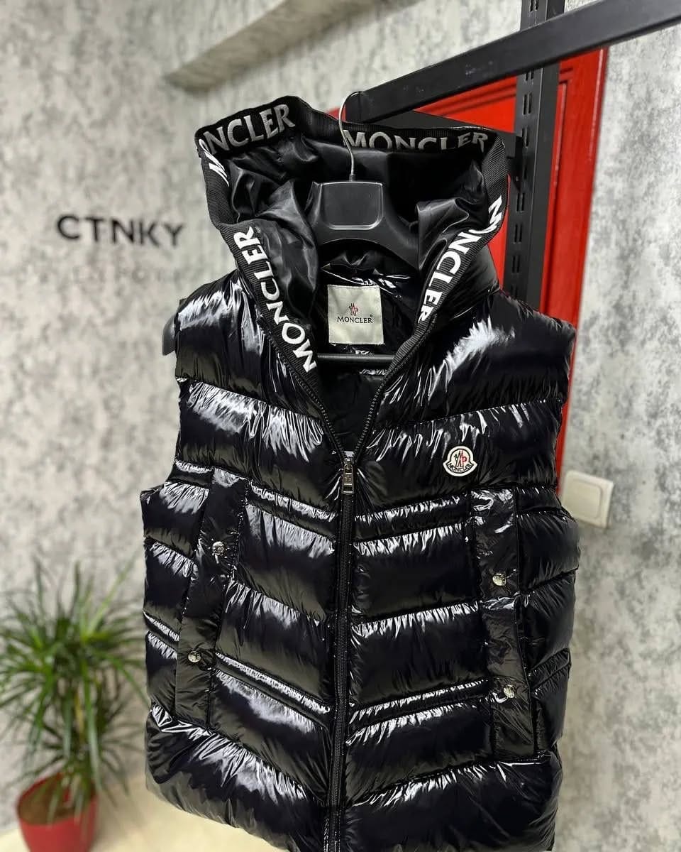 Post 5 by Özkan Ünal (LUXURY VİP STORE ) on Instagram (image)