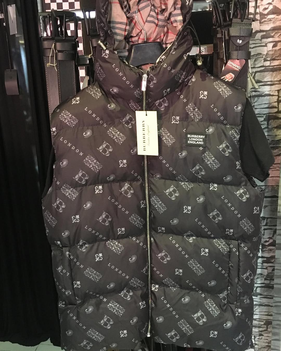 Post 9 by Özkan Ünal (LUXURY VİP STORE ) on Instagram (image)