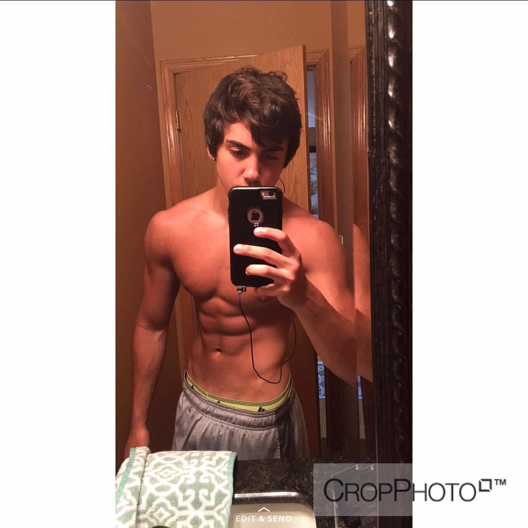 Post 7 by ♦️Dominic♦️ on Instagram (image)