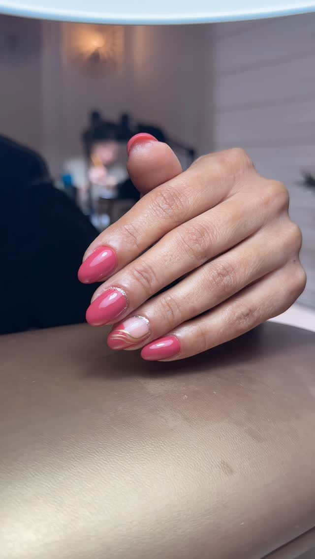 Post 2 by Sibel Kuafor on Instagram (video)
