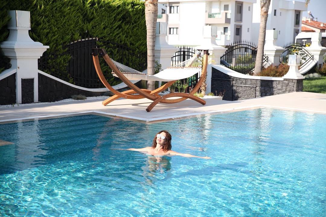 Post 9 by Garnet Luxury Wooden Products on Instagram (image)