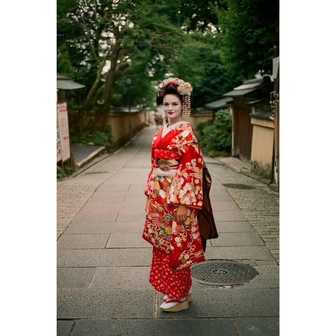 Post 1 by 35mm Film on Instagram (image)