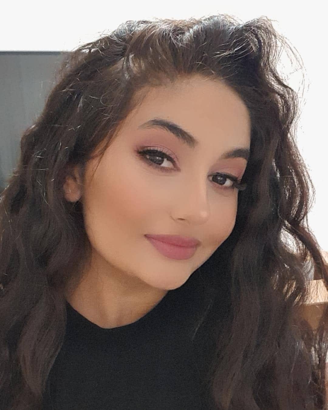 Post 2 by Makeup Türban Stüdyo on Instagram (carousel)