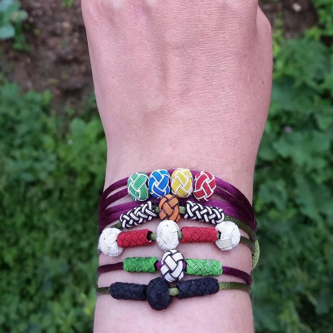 Post 6 by Kusera on Instagram (image)