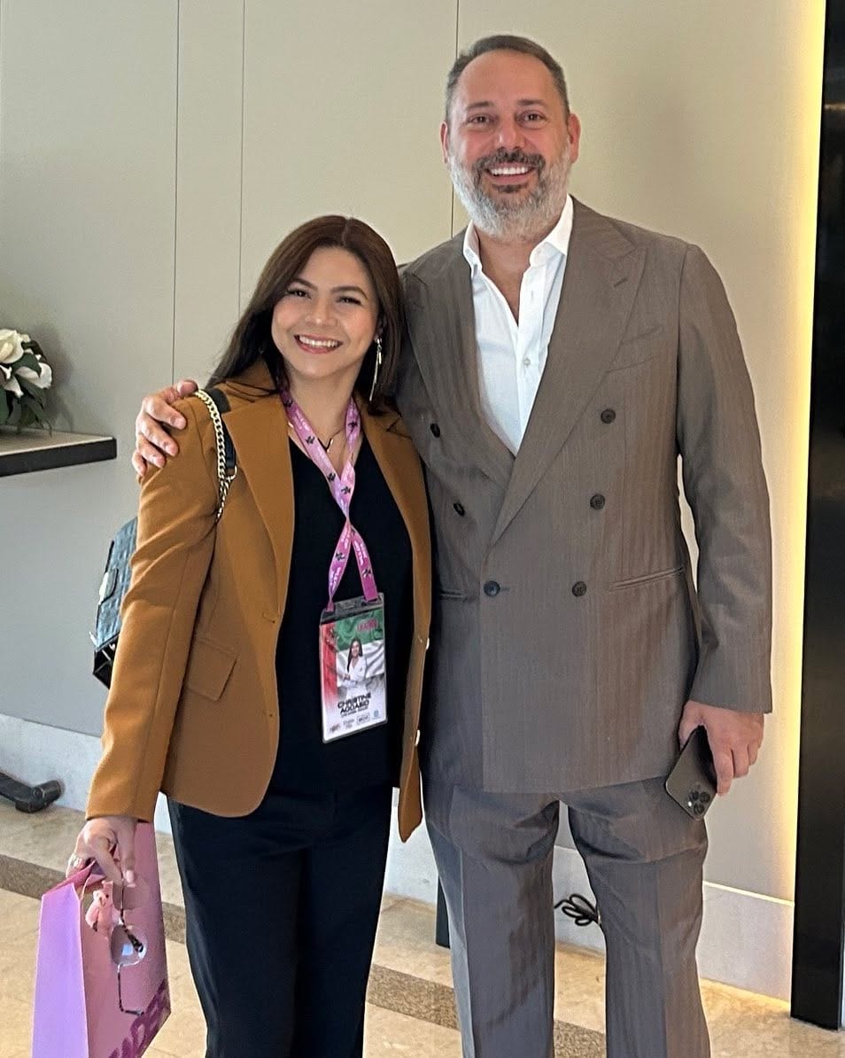 Post 3 by 𝐅𝐈𝐗𝐁𝐑𝐎𝐖𝐒  | 𝐌𝐈𝐂𝐑𝐎𝐁𝐋𝐀𝐃𝐈𝐍𝐆 𝐃𝐔𝐁𝐀𝐈 on Instagram (image)