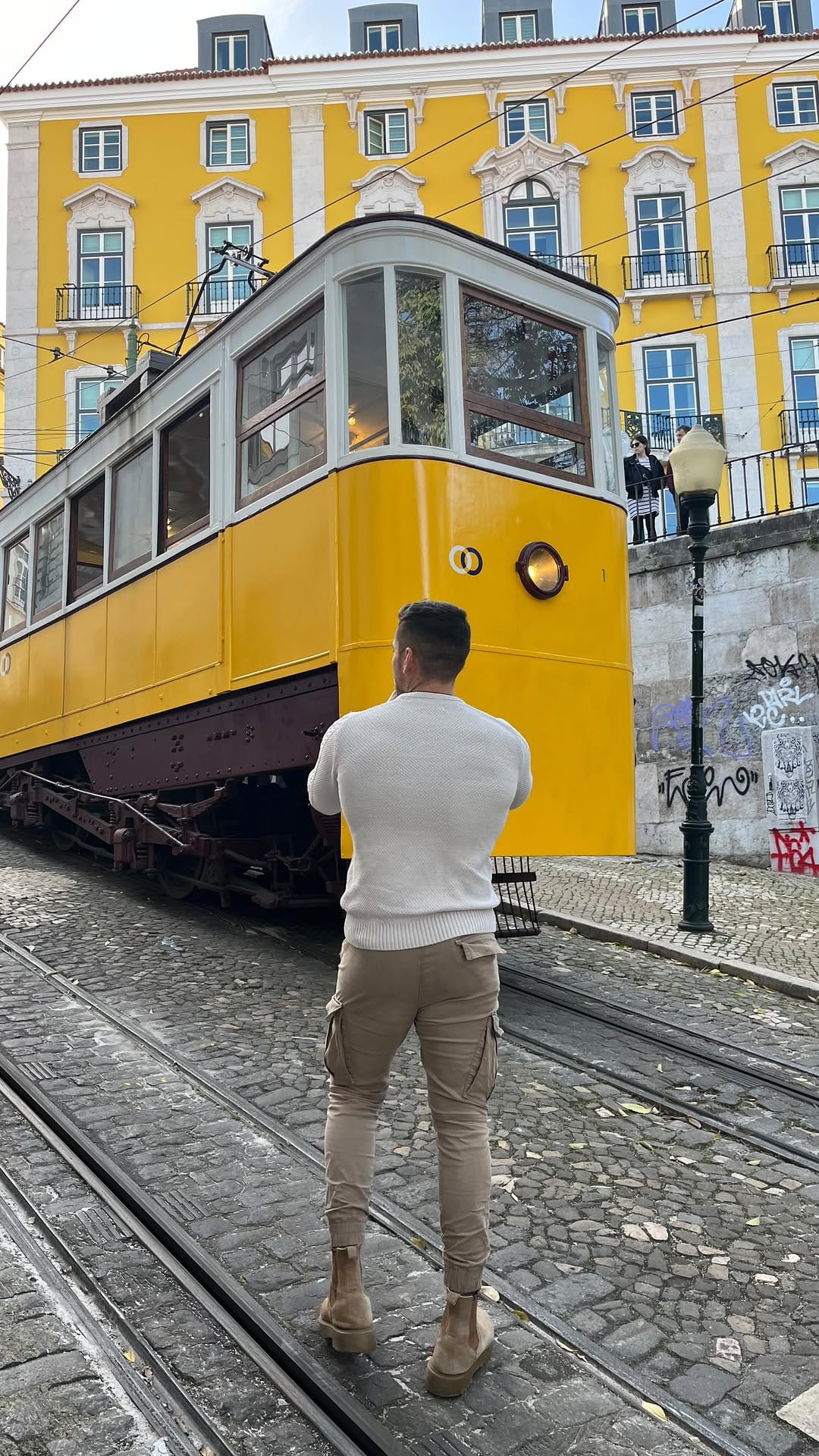Post 10 by Asier García on Instagram (video)