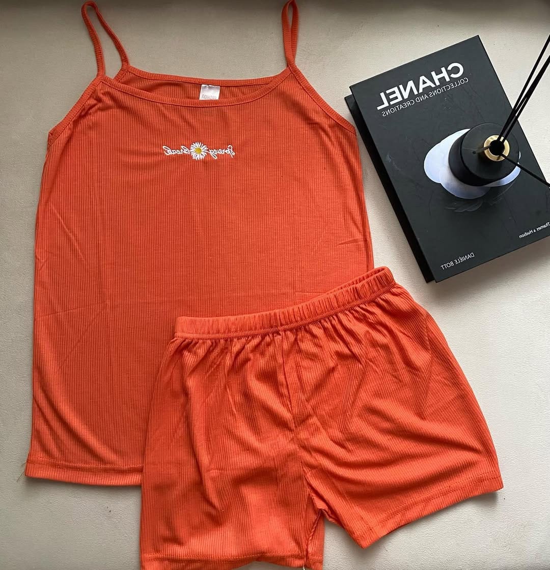 Post 3 by Pijama takımlari on Instagram (image)