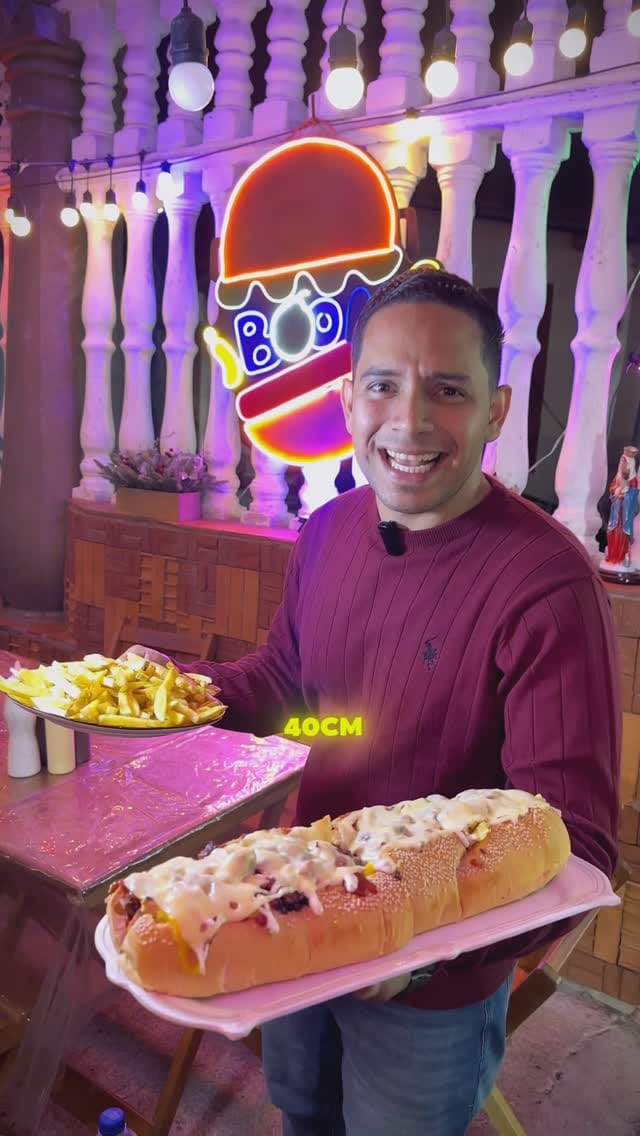 Post 8 by Comida rápida : Shawarmas, hamburguesas, y muchas cosas mas on Instagram (video)