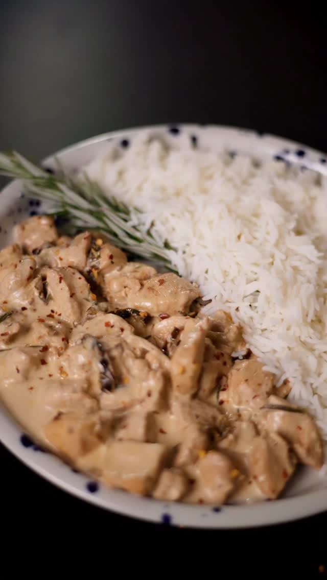 Post 4 by The Meat Avenue on Instagram (video)