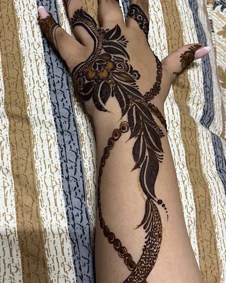 Post 4 by Adila Shahzad on Instagram (image)