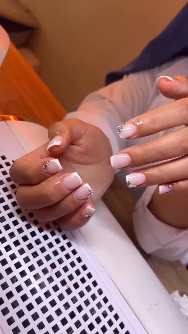 Post 7 by Glamour Güzellik Salonu on Instagram (video)