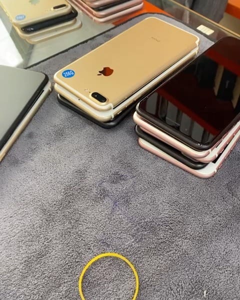 Post 3 by Gadget world on Instagram (video)