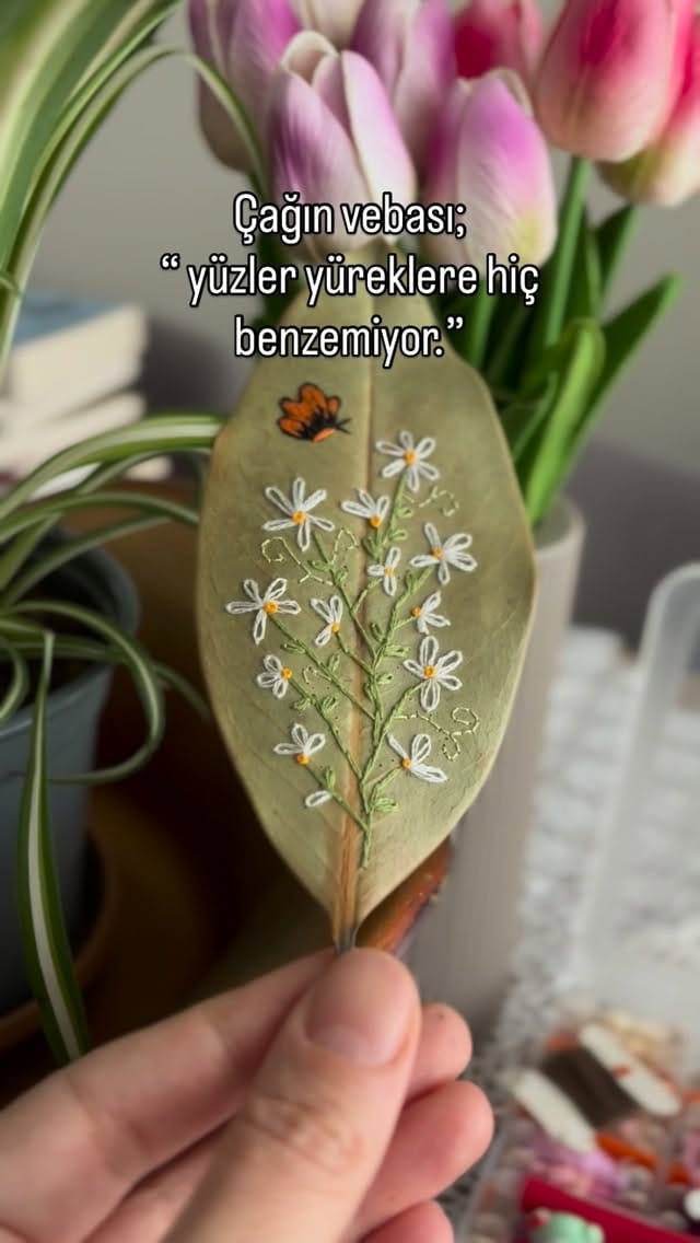 Post 6 by Ayşin 💐 Nakış tasarım💐el emeği hediyelik on Instagram (video)
