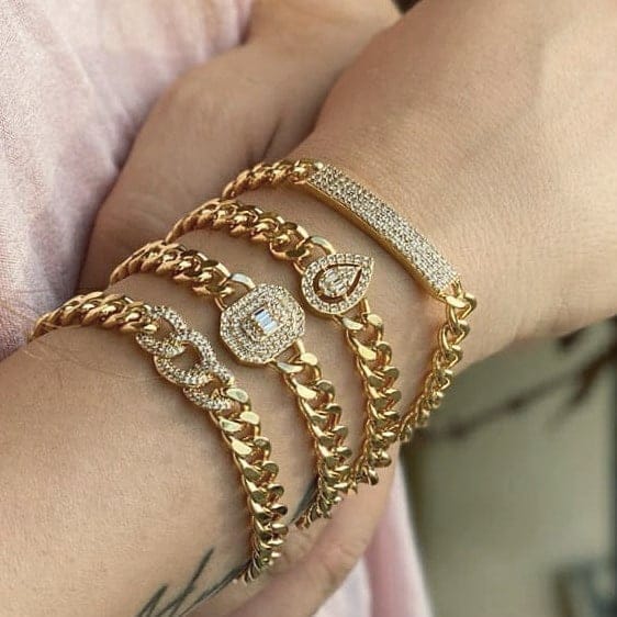 Post 10 by menna_ali_designs on Instagram (image)