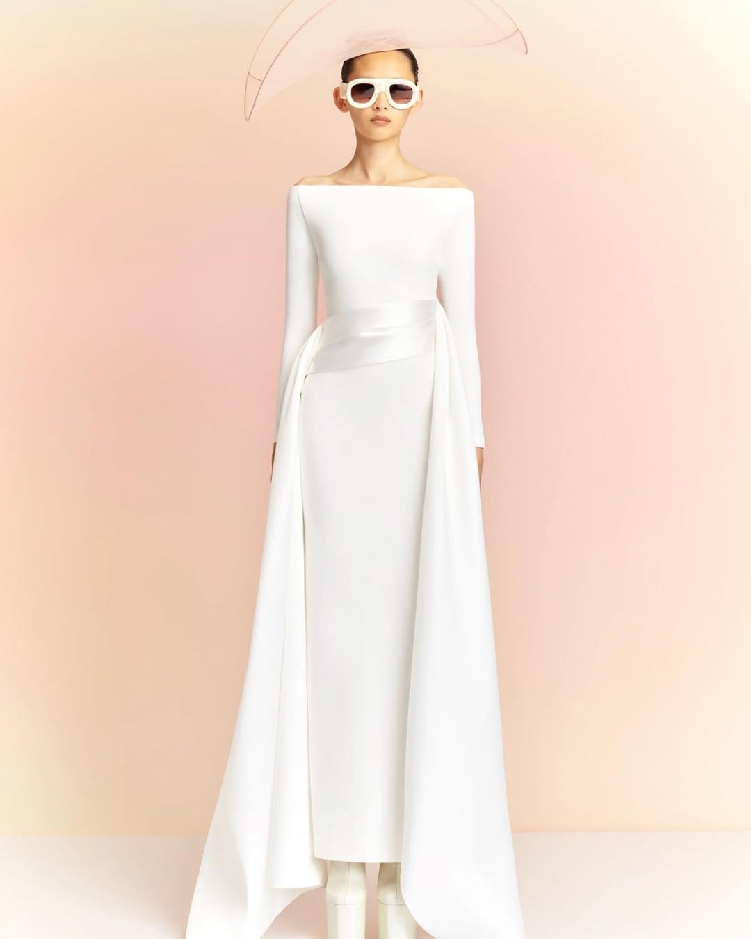 Post 7 by THE GEE DRESSES on Instagram (carousel)