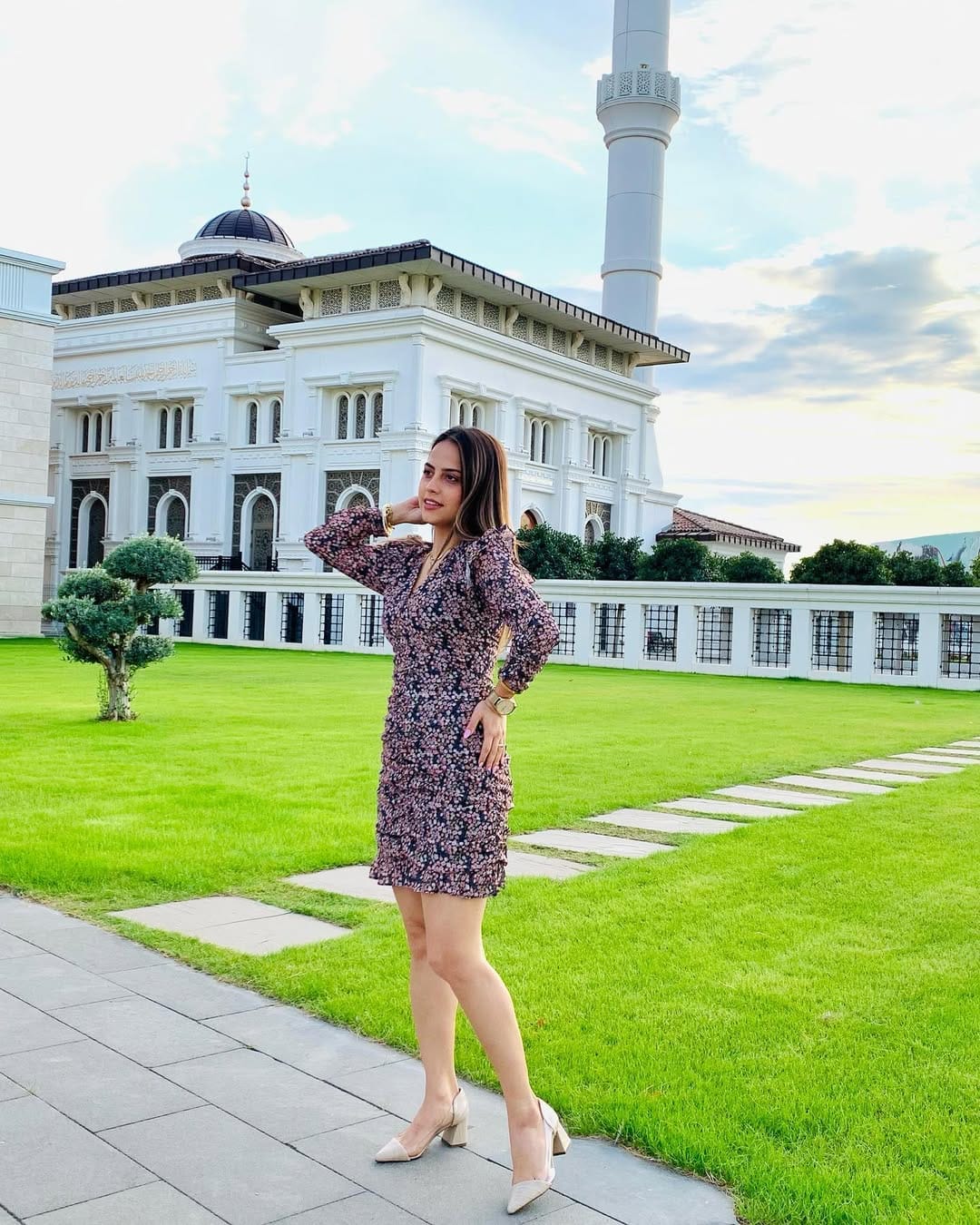 Post 8 by By Rukiye Coştan on Instagram (carousel)