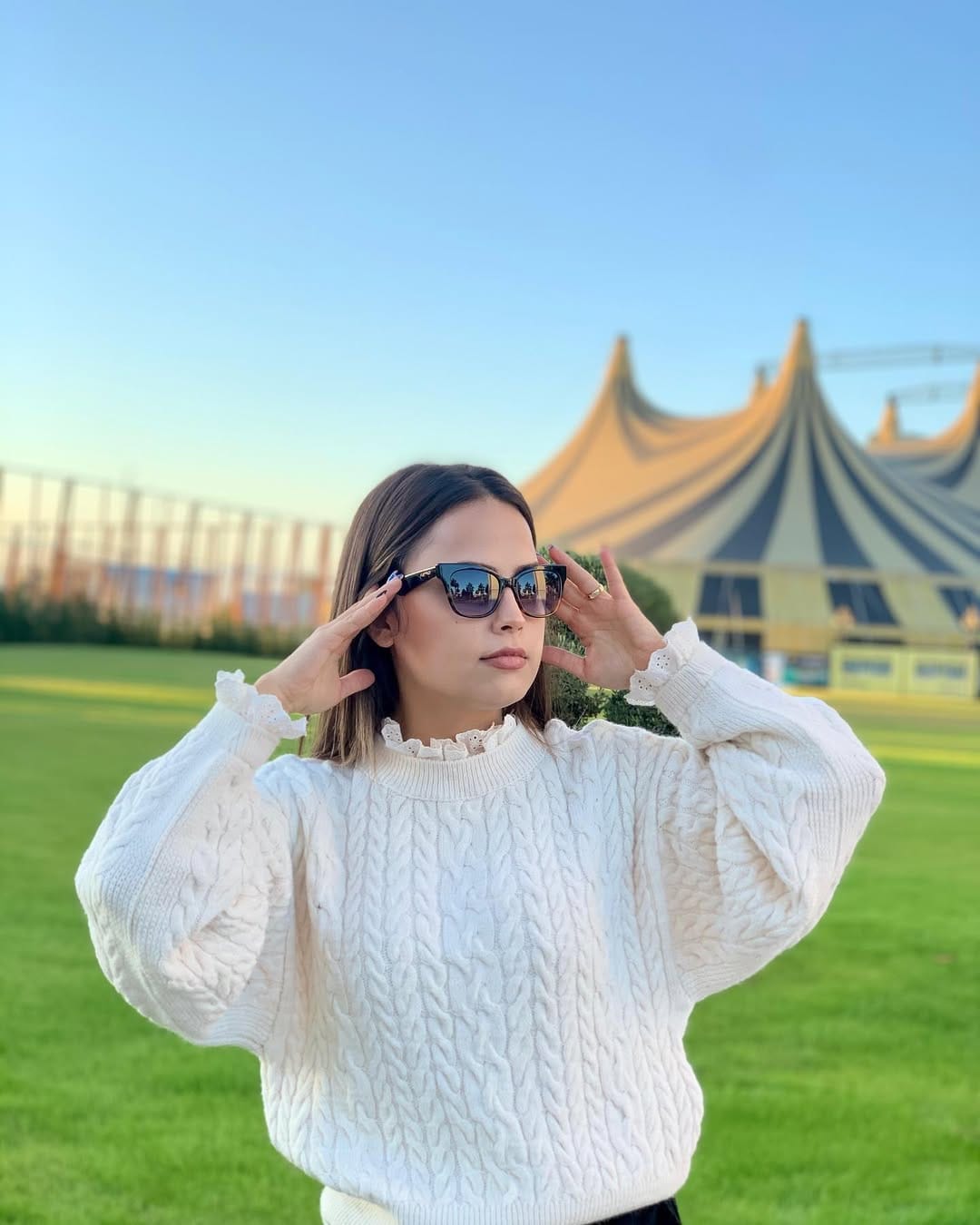 Post 6 by By Rukiye Coştan on Instagram (image)