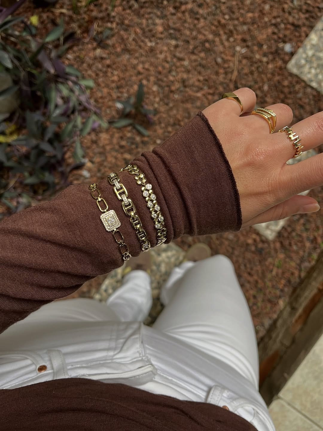 Post 10 by Ｔａｋｅ Ｉｔ Ａｃｃｅｓｓｏｒｙ on Instagram (carousel)