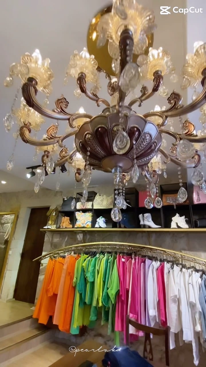 Post 10 by MARWA BUTİK on Instagram (video)