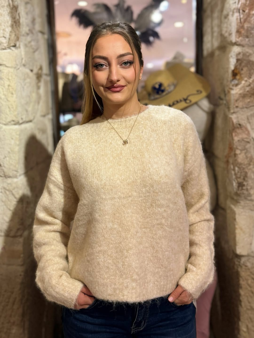 Post 7 by MARWA BUTİK on Instagram (carousel)