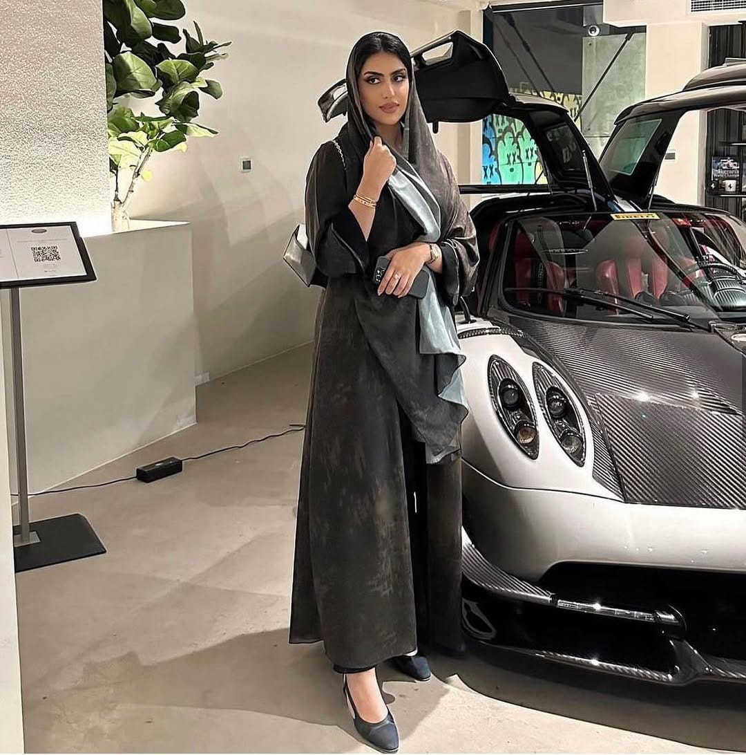 Post 6 by BAKHTZ Demi Dubai | دبي on Instagram (carousel)