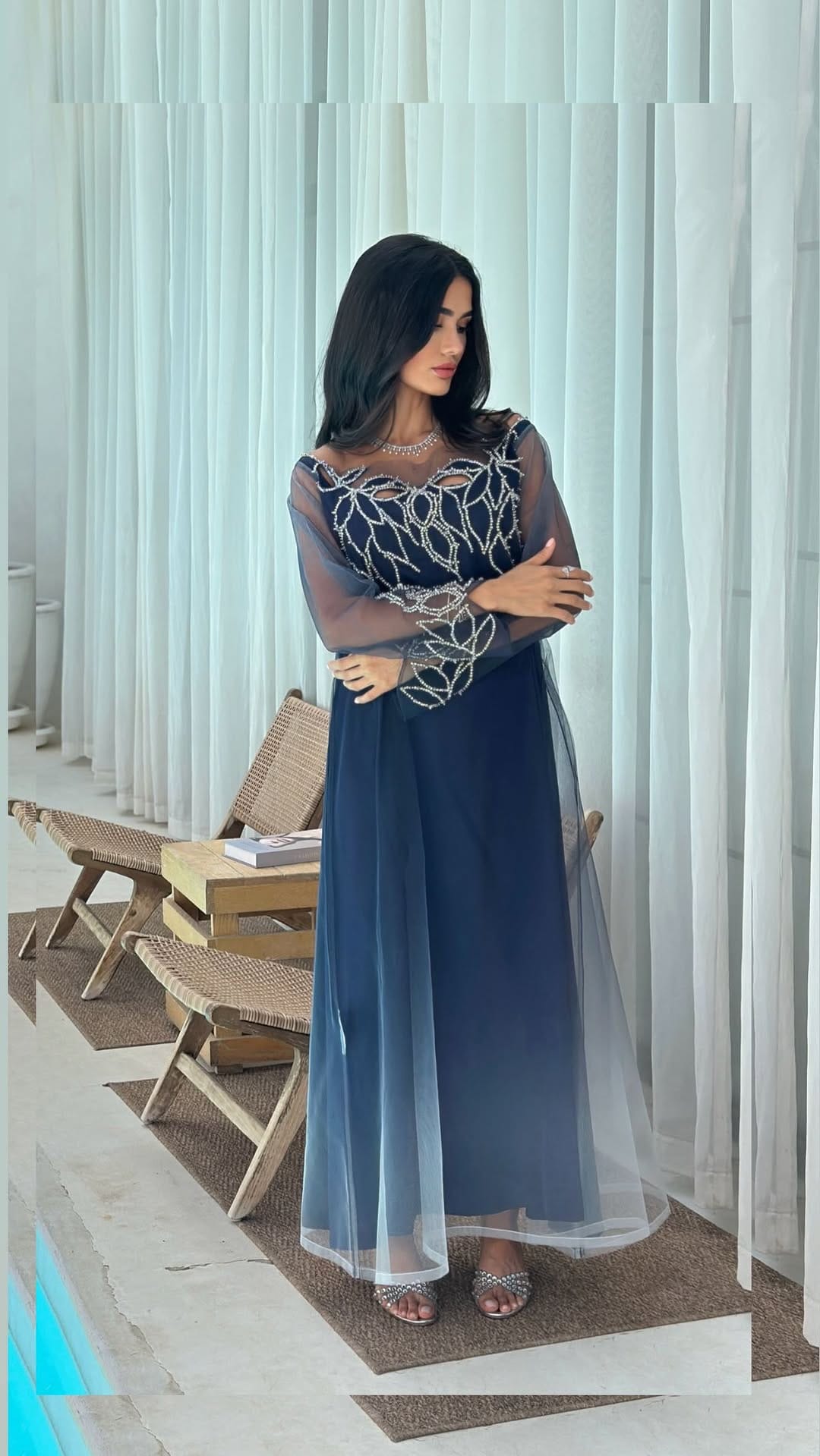 Post 1 by YAS Dresses on Instagram (video)