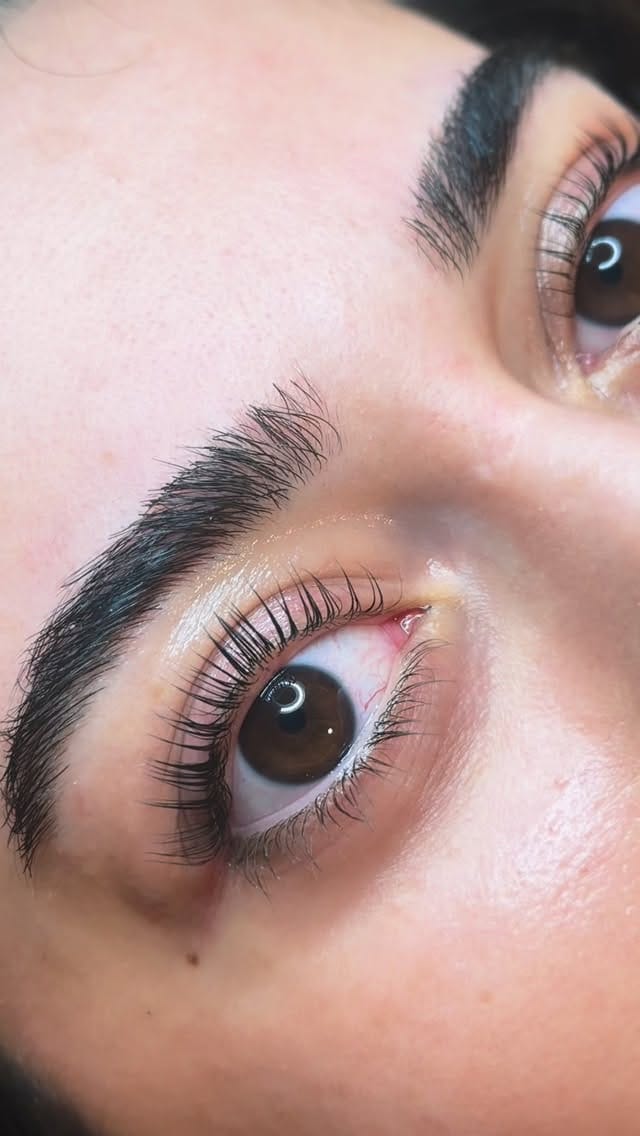 Post 1 by A PLUS GÜZELLİK & AKADEMİ by Melisa GÜRLEK on Instagram (video)